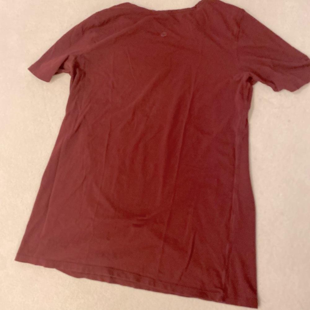 Lululemon short sleeve t-shirt